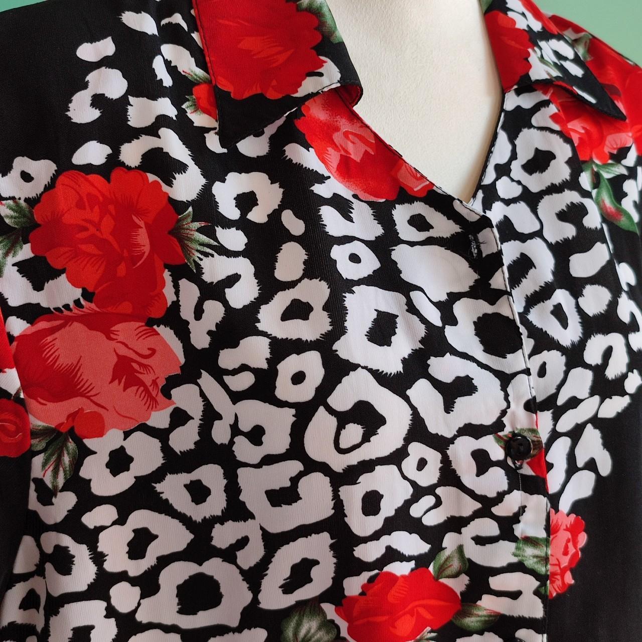 Camicia con fantasia floreale