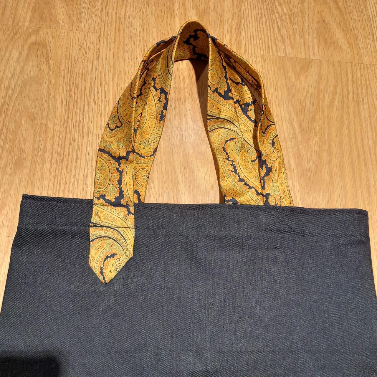 Shopper handmade cravatta